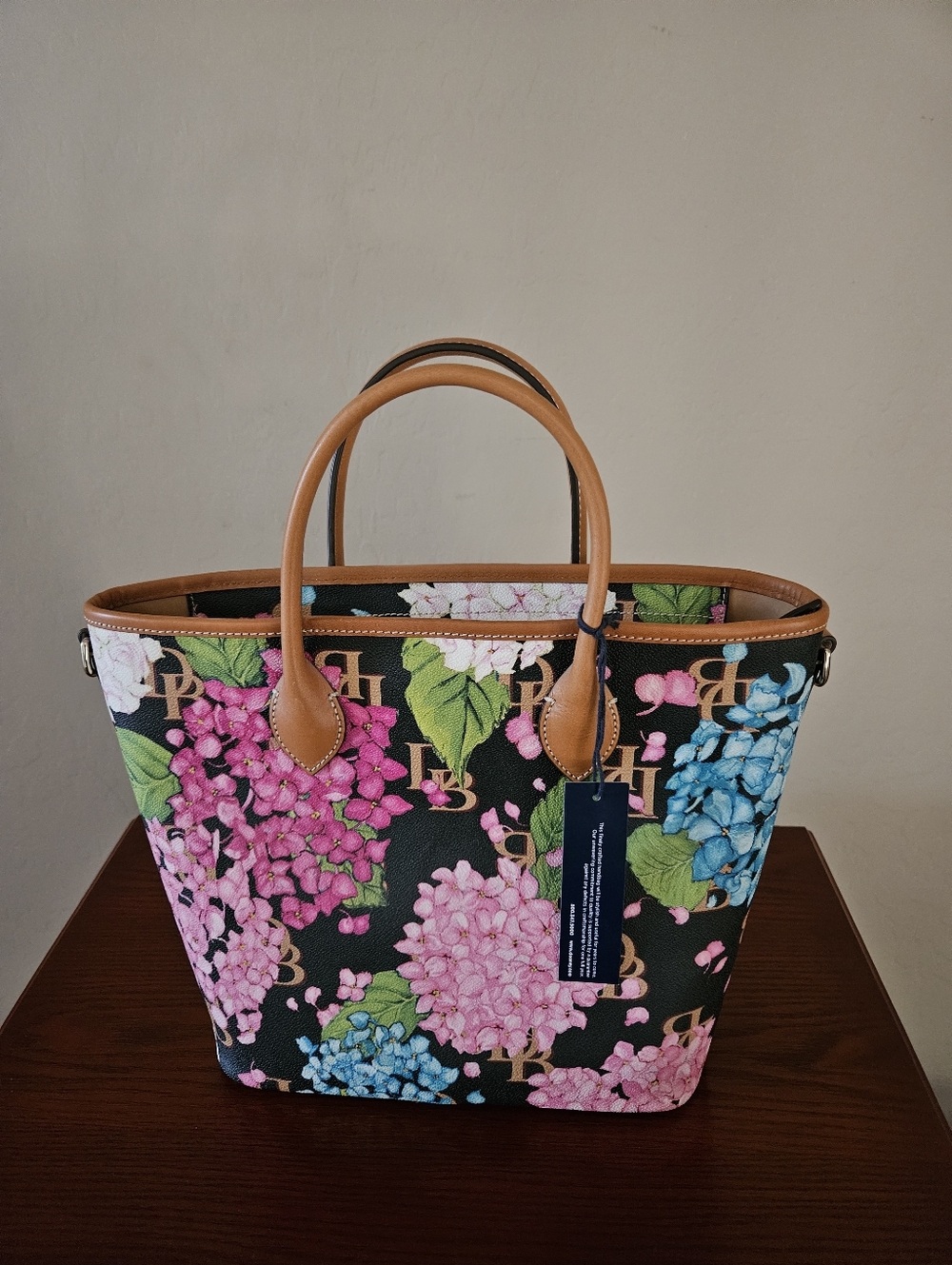 NWT ☆ Dooney & Bourke Handbag/Tote, Brand NEW ~ STUNNING!